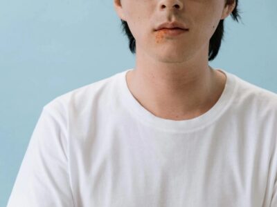 winzige rote punkte auf der haut