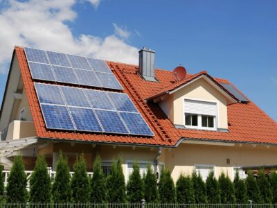Was kostet eine 10-kWp-PV-Anlage mit Speicher