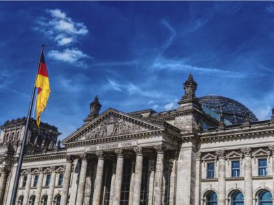 wie viele sprachen spricht annalena baerbock